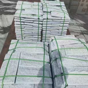 无锡 芝麻白蘑菇石装车出货