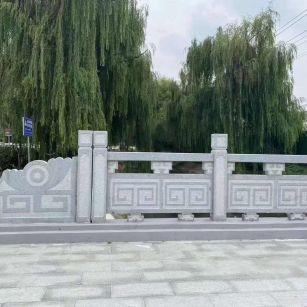 无锡 芝麻灰桥栏杆、河道栏杆安装效果