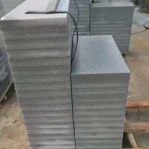 无锡 芝麻灰火烧面300*600*50地铺石材
