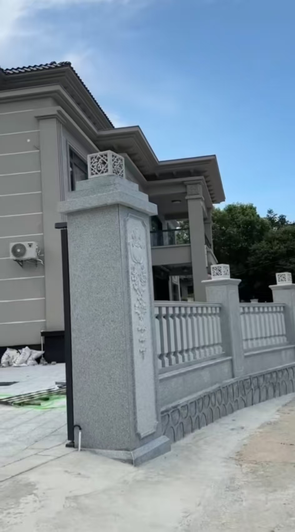 无锡 芝麻白别墅围墙栏杆，私人订制