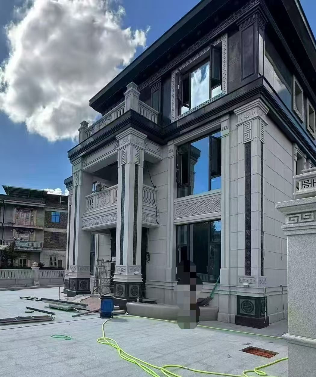 无锡 别墅干挂，芝麻白与芝麻黑完美配合